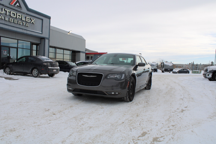 Used 2018 Chrysler 300 S V6 RWD in Calgary Alberta