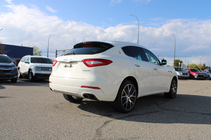 Preowned 2017 Maserati Levante S w/ Zegna in Calgary Alberta