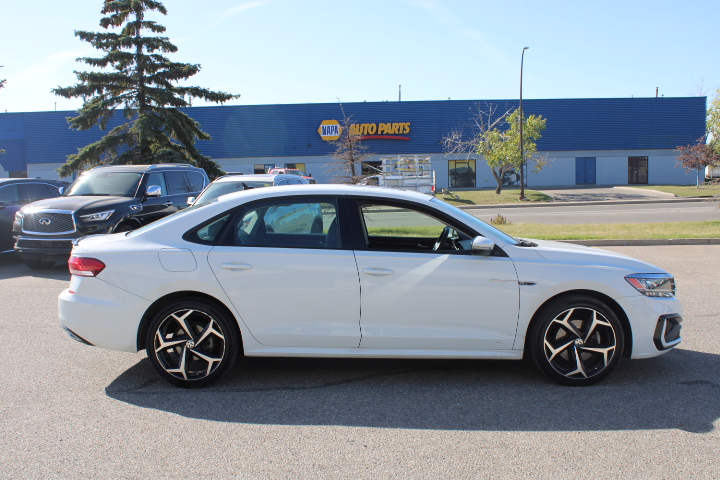 Preowned 2020 Volkswagen Passat Execline w/ R-Line in Calgary Alberta