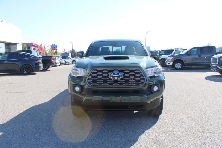 Preowned 2022 Toyota Tacoma TRD Sport Double Cab in Calgary Alberta